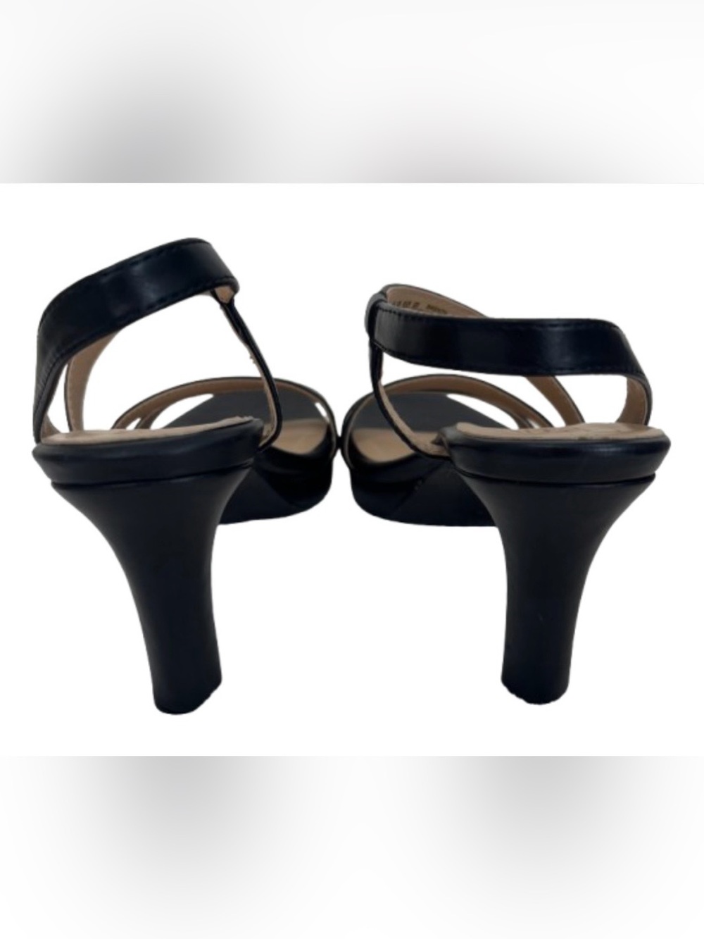 NWOT Naturalizer Size 7M Heels - Picture 4 of 5